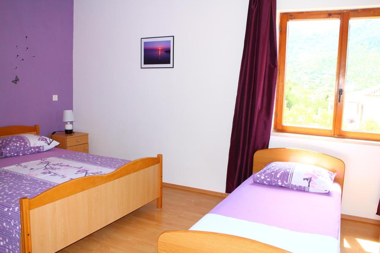 Apartment Teraferma Komiža Eksteriør billede