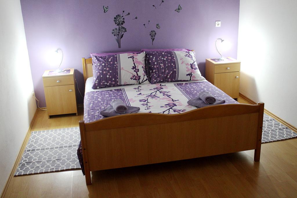 Apartment Teraferma Komiža Eksteriør billede